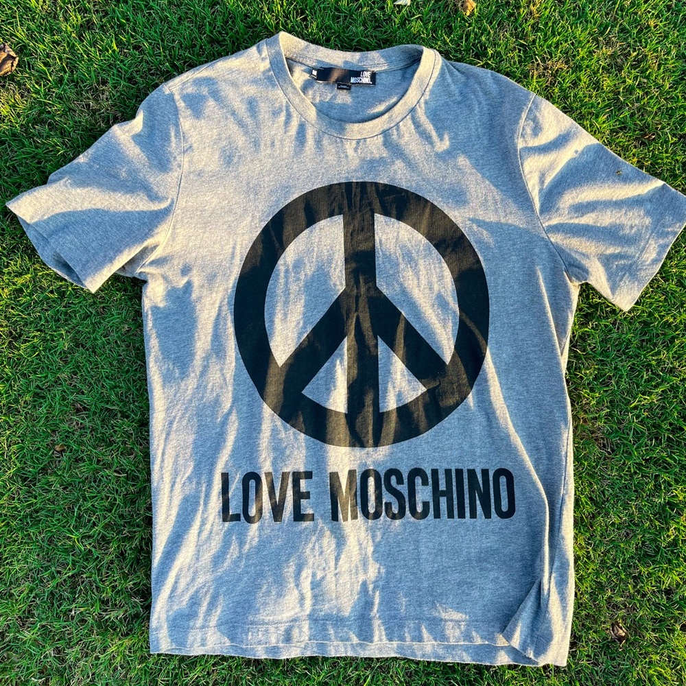 Moschino Graphic Tee (Medium)